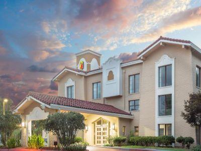 Super 8 By Wyndham Austell/Six Flags Hotel Exterior photo